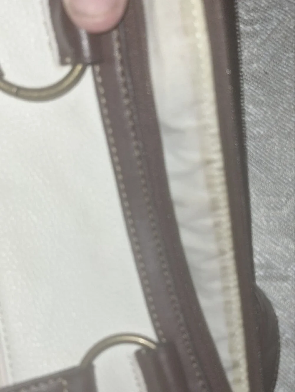 SAINT JOHN'SBAY White and Brown Leather Convertible Shoulder Bag